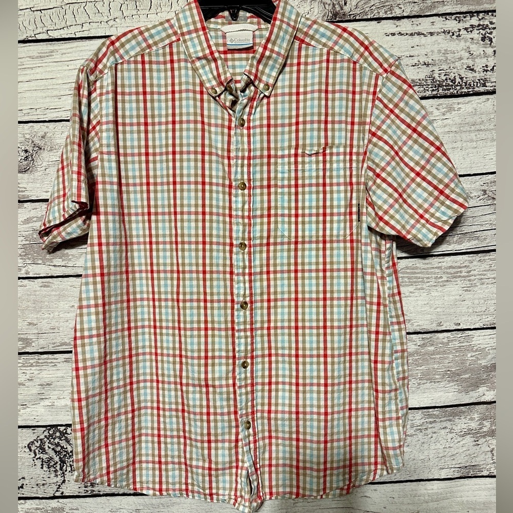 Columbia Plaid Button Down Shirt Men’s Large Regular Fit Short Sleeve